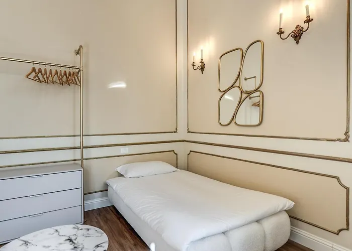 V E N E R E Guest house