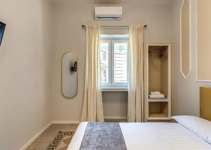V E N E R E Guest house Rome